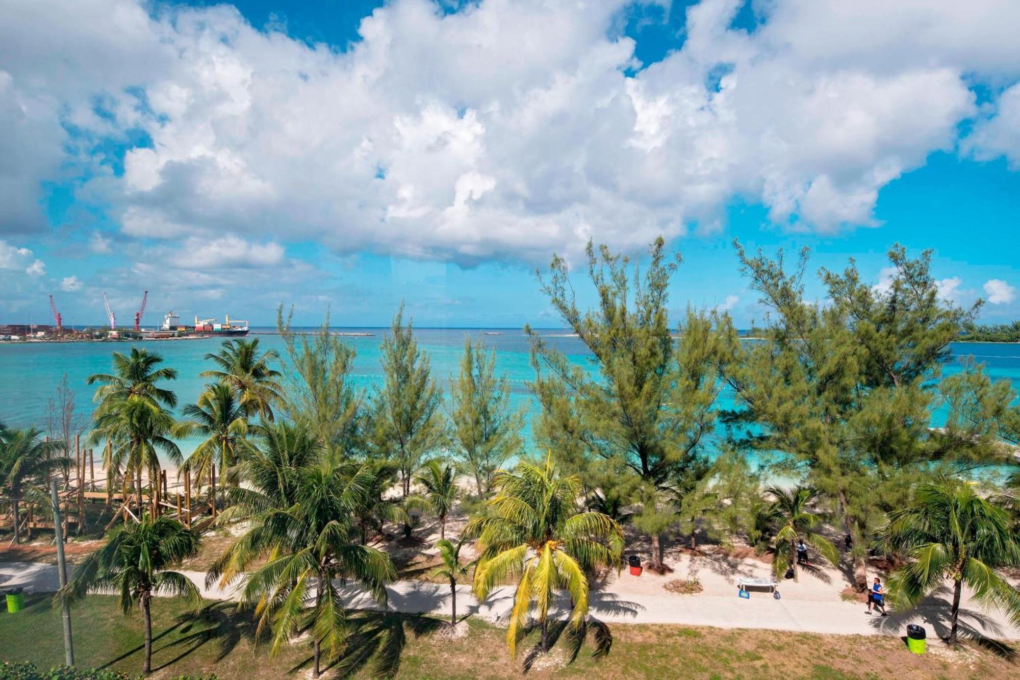 Courtyard By Marriott Nassau Downtown/Junkanoo Beach Hotel Exterior foto