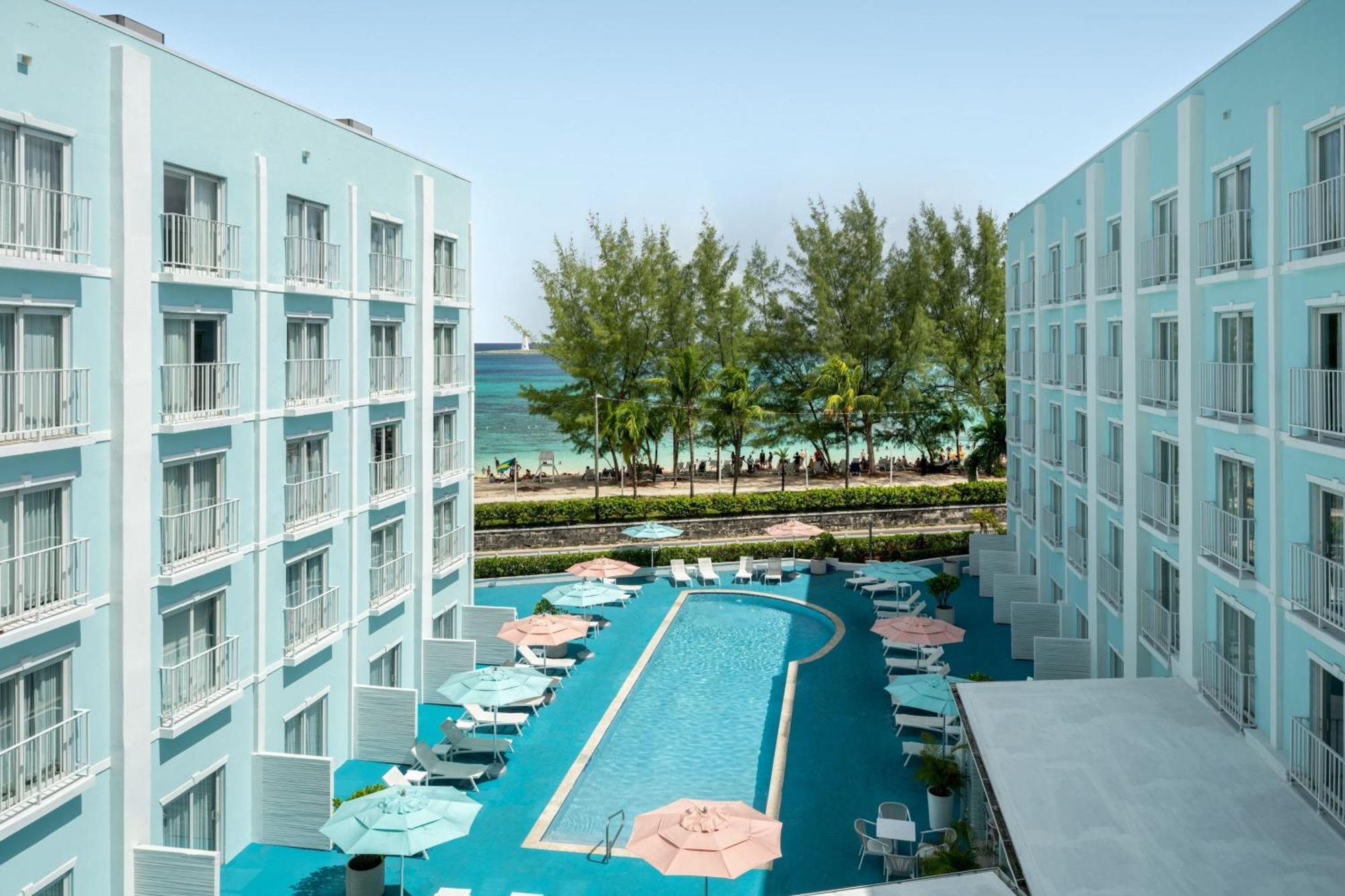 Courtyard By Marriott Nassau Downtown/Junkanoo Beach Hotel Exterior foto